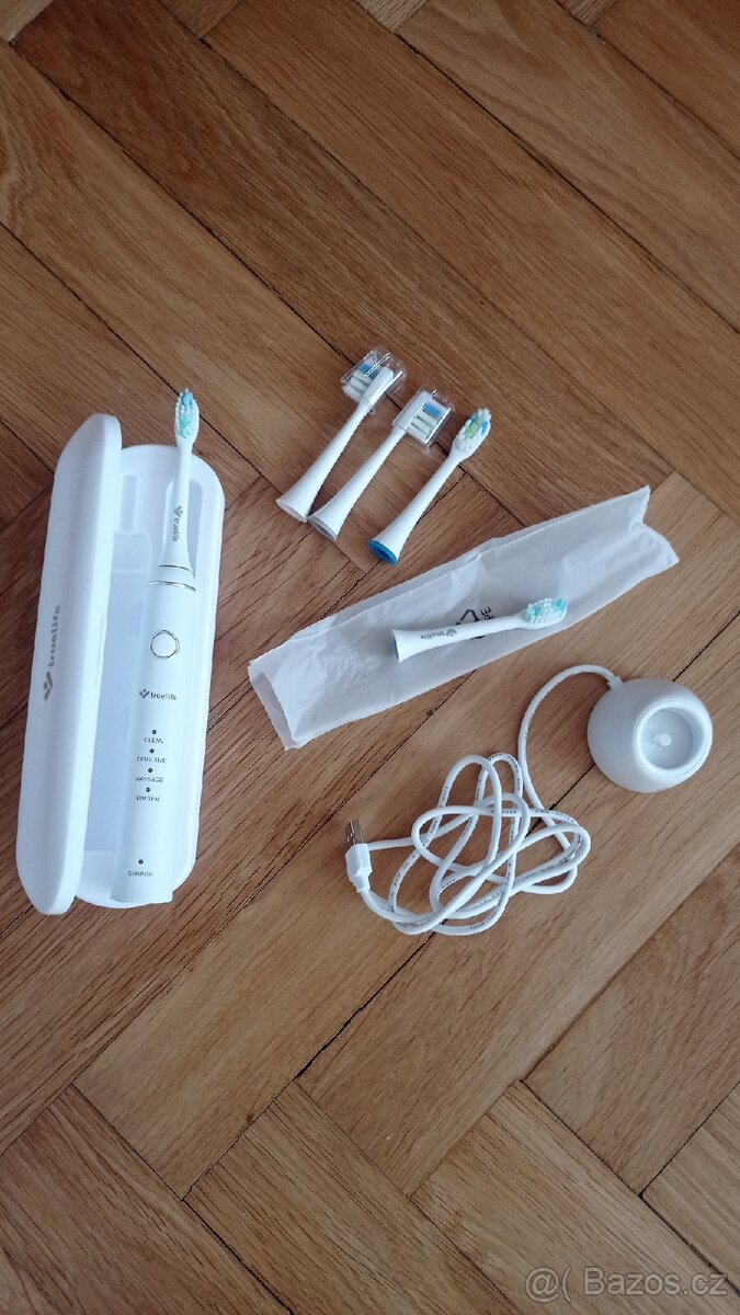 Elektrický zubní kartáček