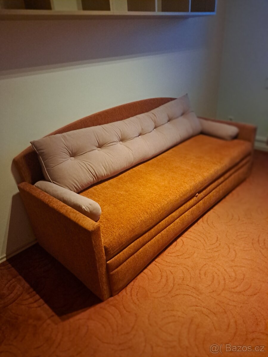 Prodám nábytek do pokoje pro studenta