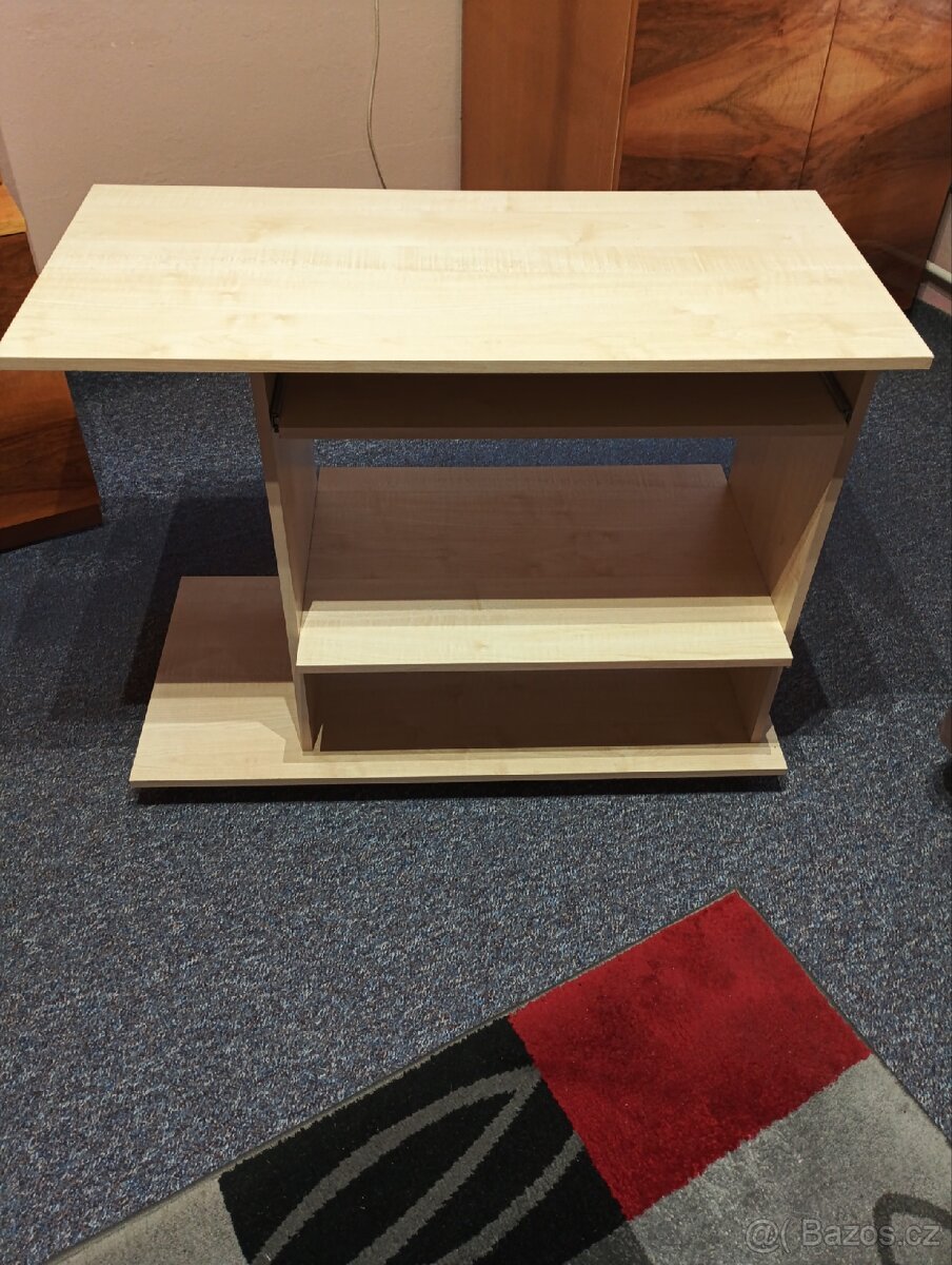 Počítačový stůl