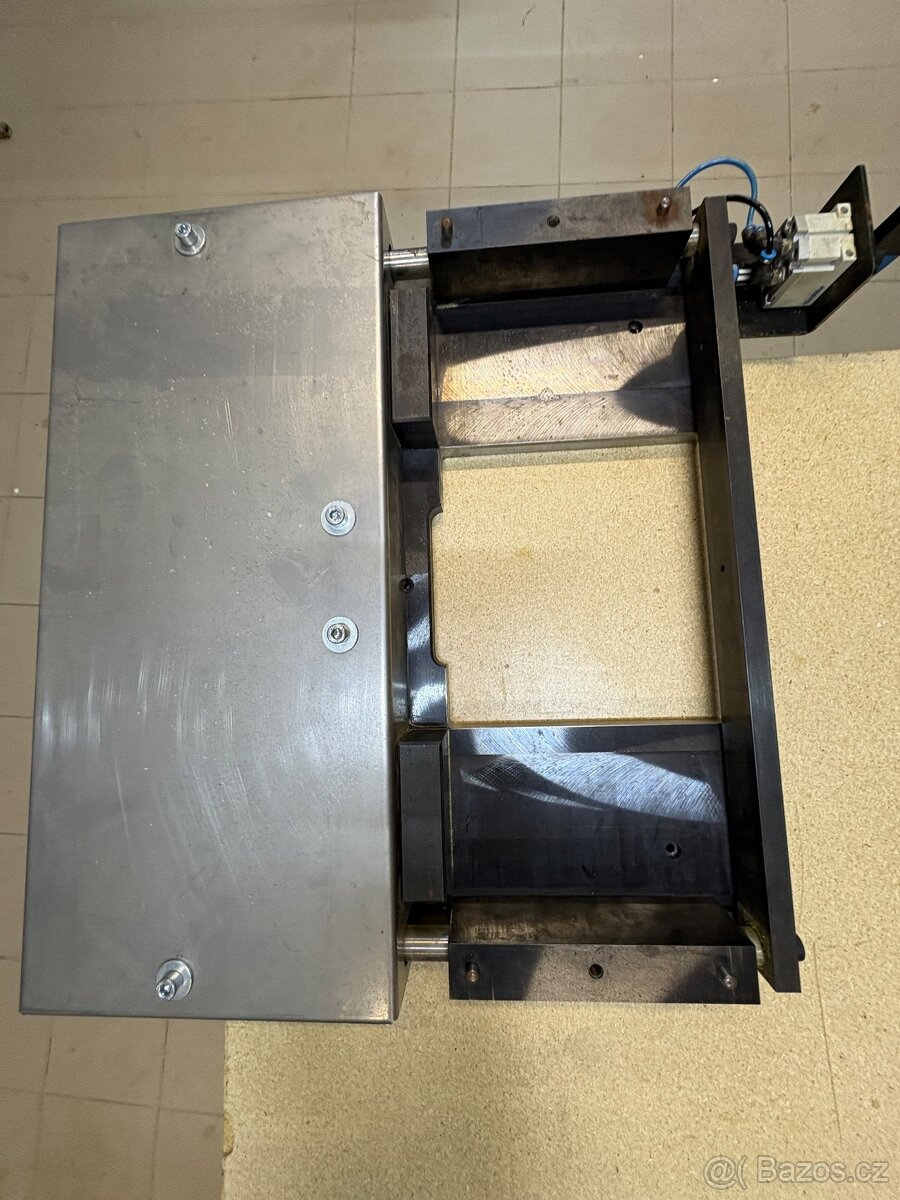 Pneumaticke upinani CNC