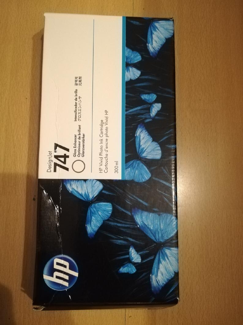 HP ink cartridge P2V87A No.747