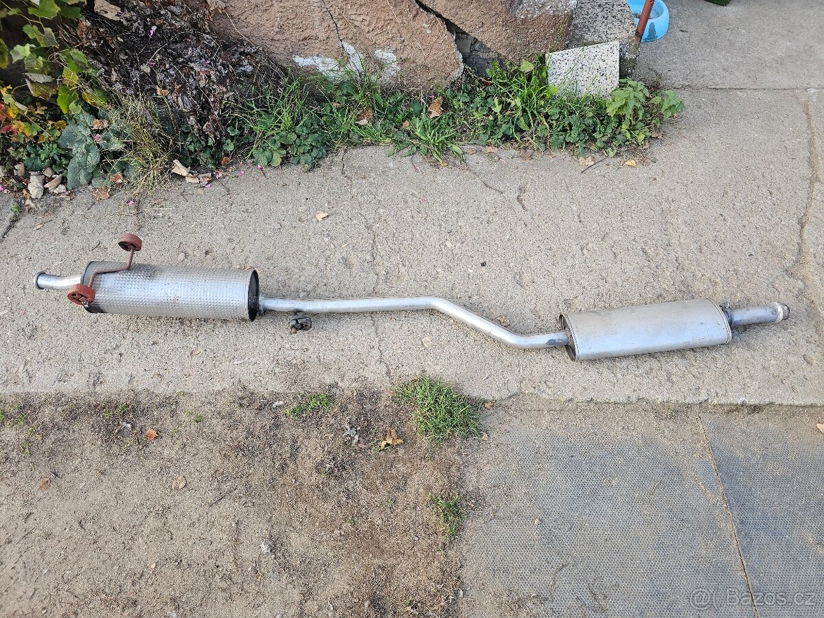 Výfuk Citroen Xsara Picasso 1,8