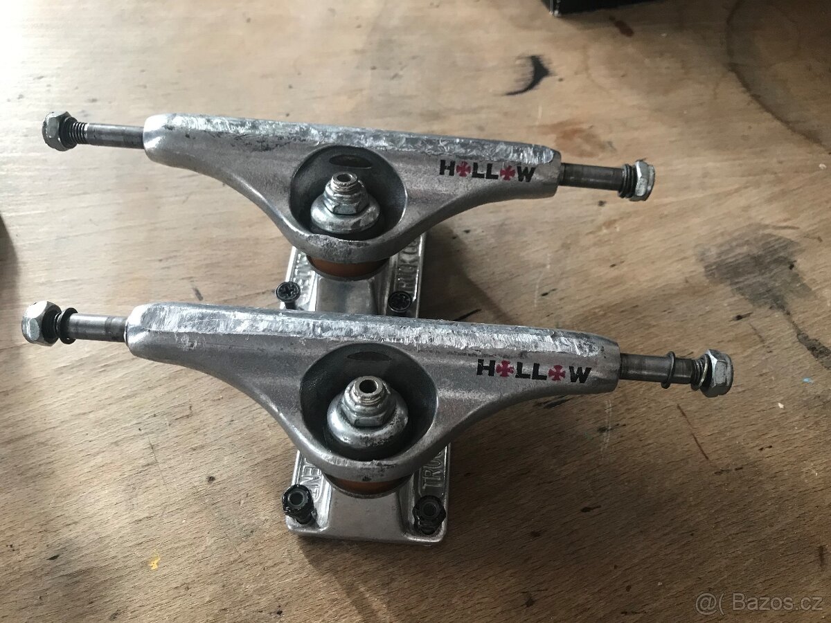 Trucky independent hollows vel. 144