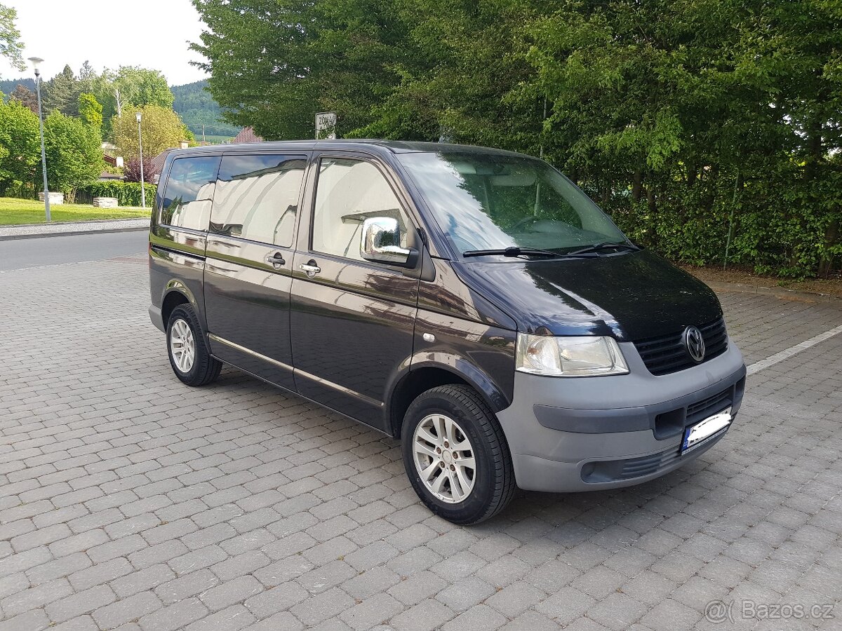 Volkswagen transporter T5 2.5tdi 96kw 2008 tažné 9 sedadel
