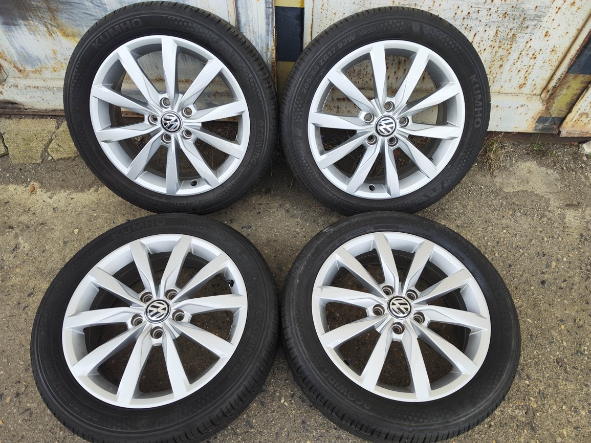 17"letní alu sada Dijon 5x112 origo Golf 7 GTD Octavia 3 RS