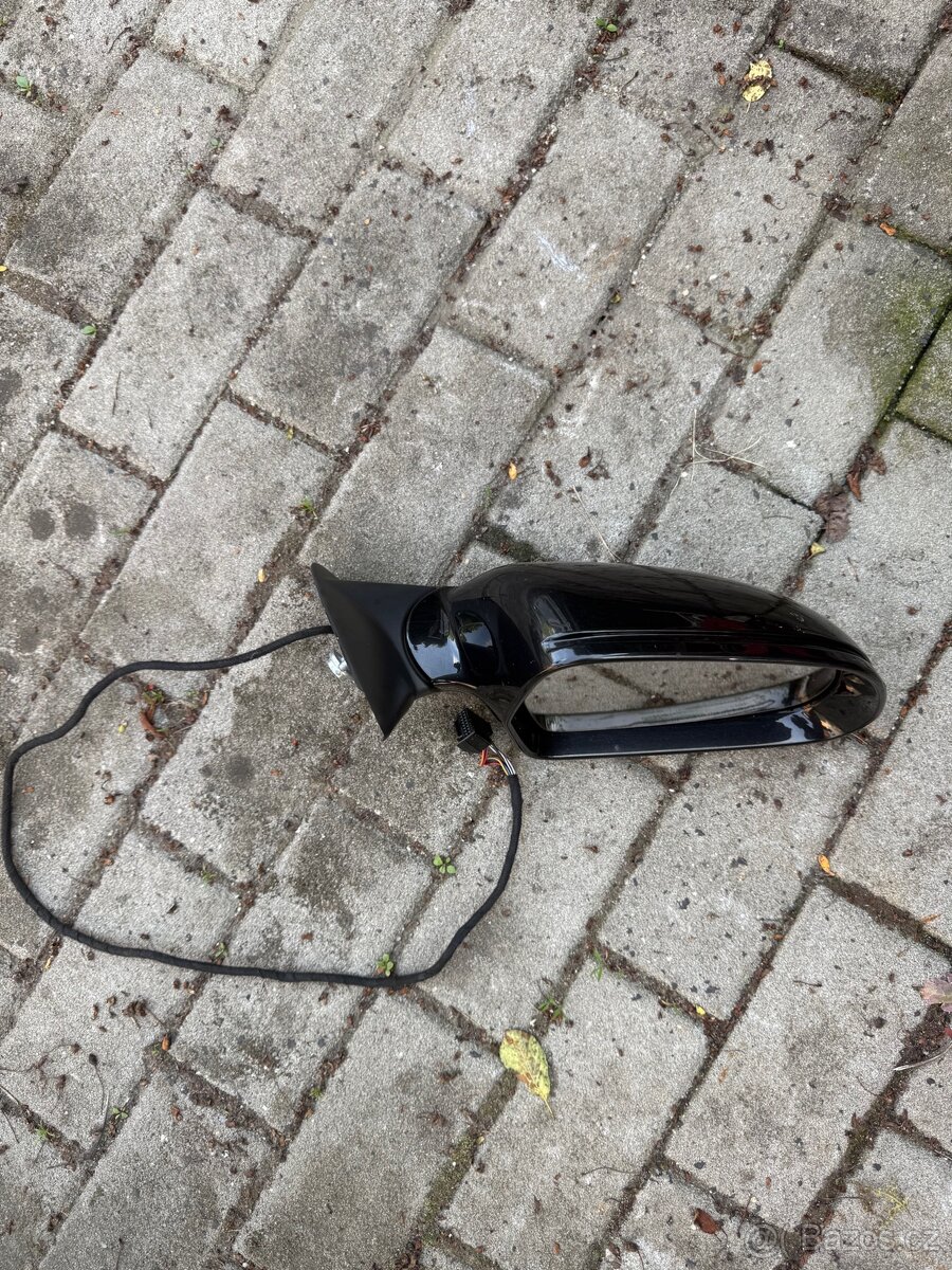 Pravé zpětné zrcátko Octavia 2 facelift