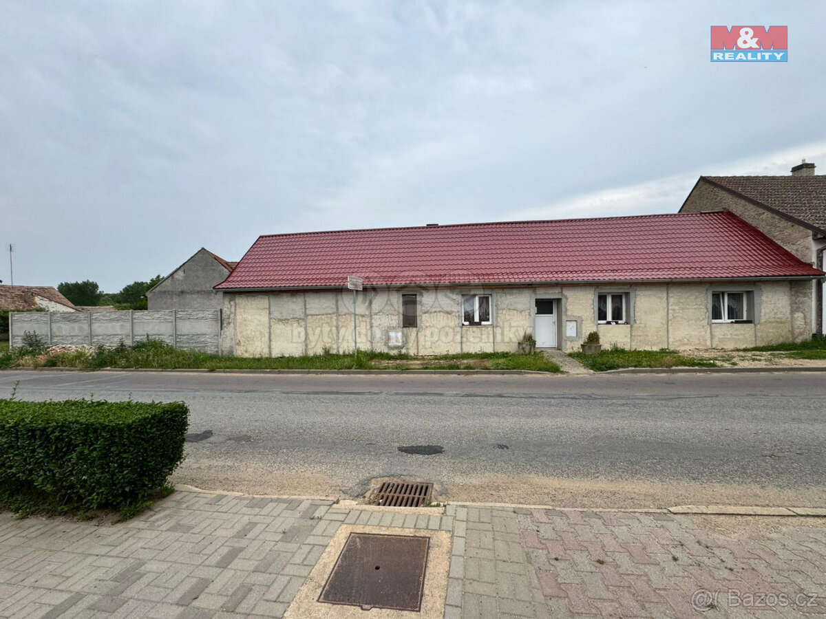 Prodej rodinného domu, 165 m², Božice