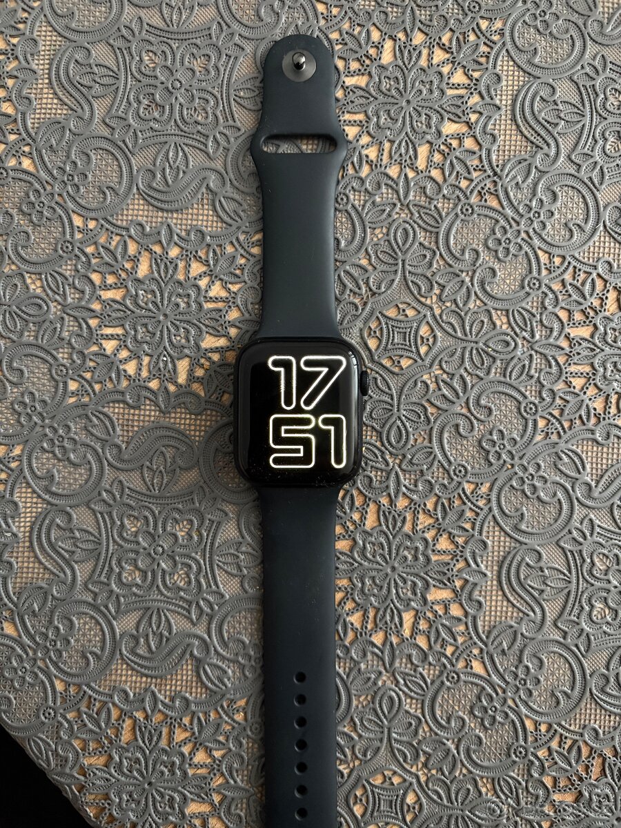 Apple Watch SE 44mm