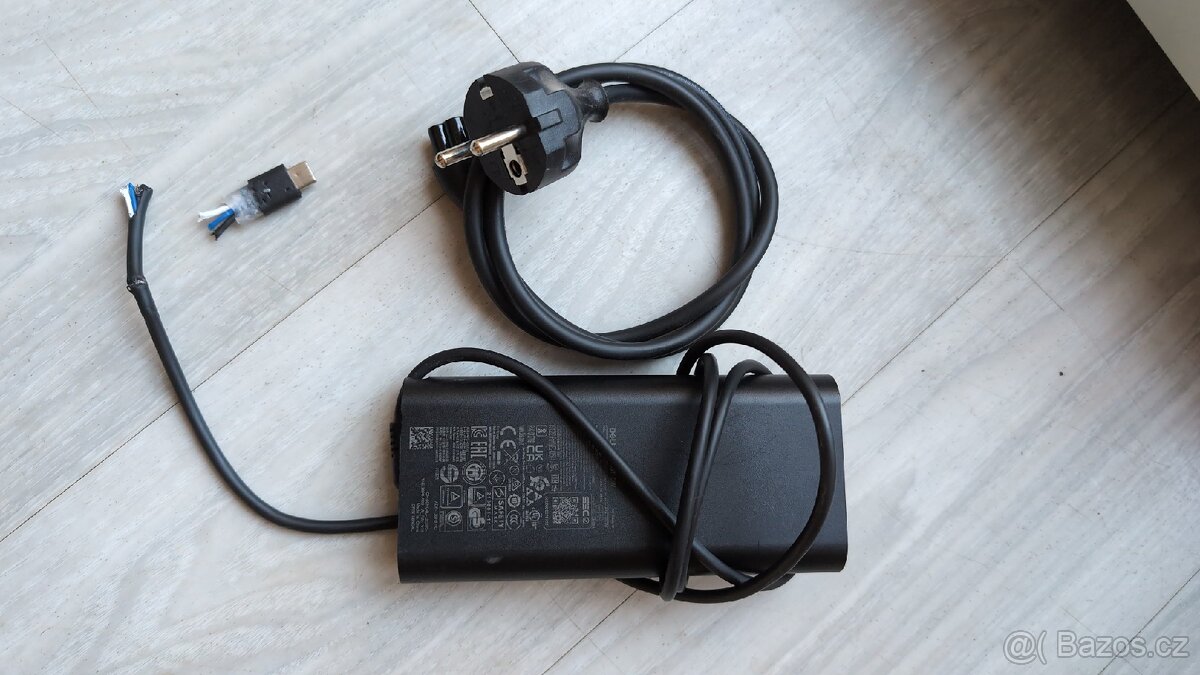 Nabíječka Dell 130W