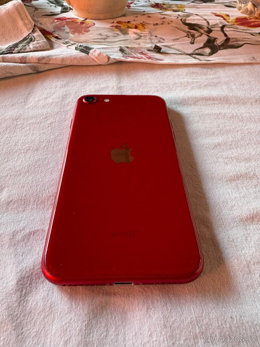 iPhone SE 3 (2022) 64 GB RED