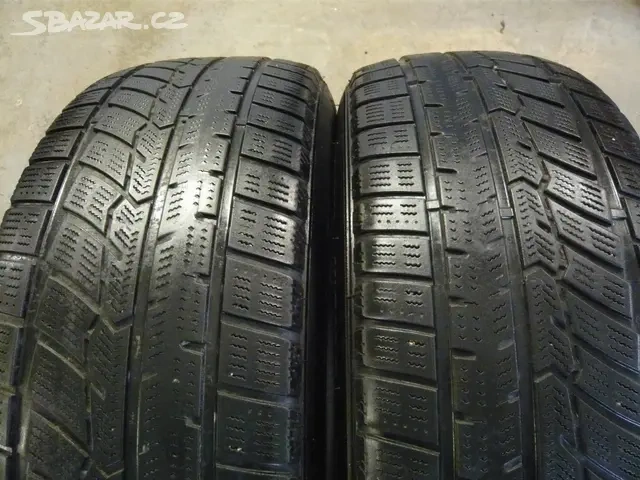 Pneu 245/65/17, 245-65-17, 245 65 17. - - -