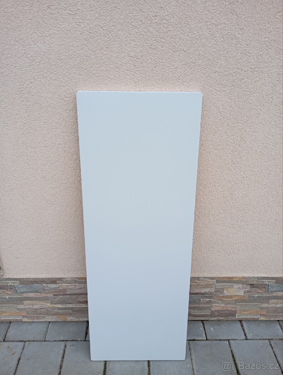 Plechová police 120 cm