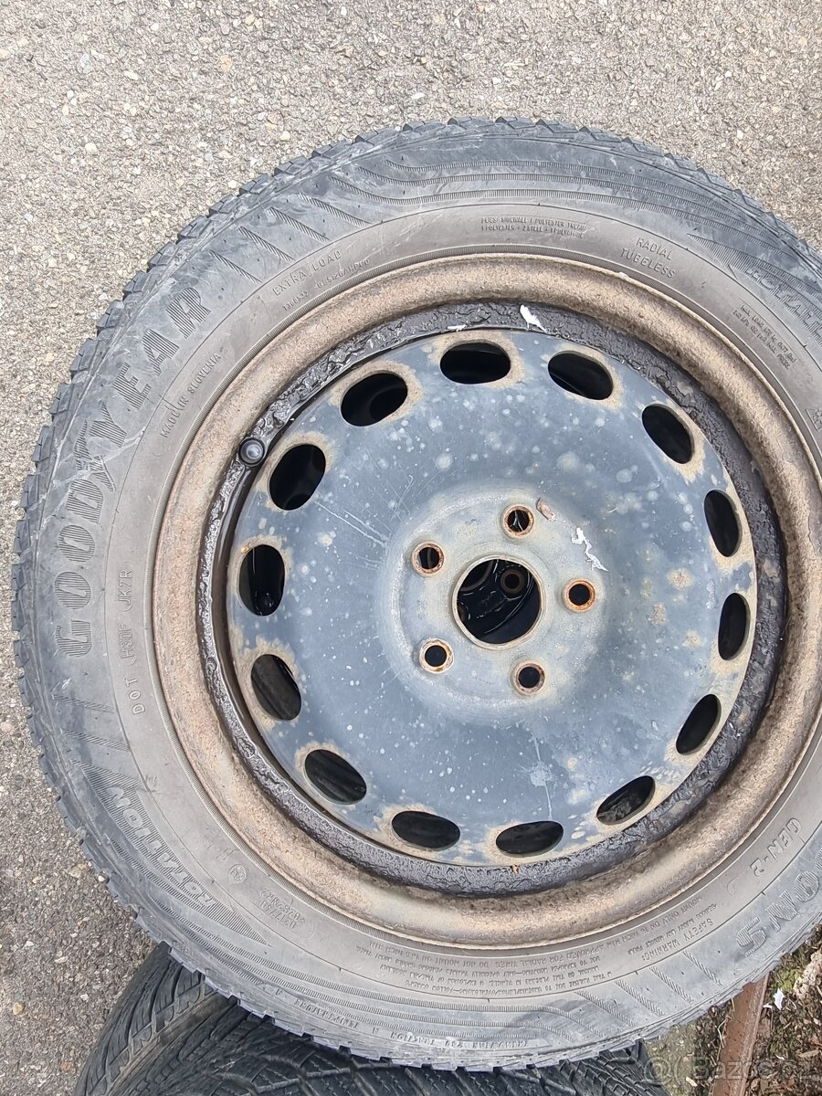 2 ks pneu GOODYEAR XL 205/55 R16