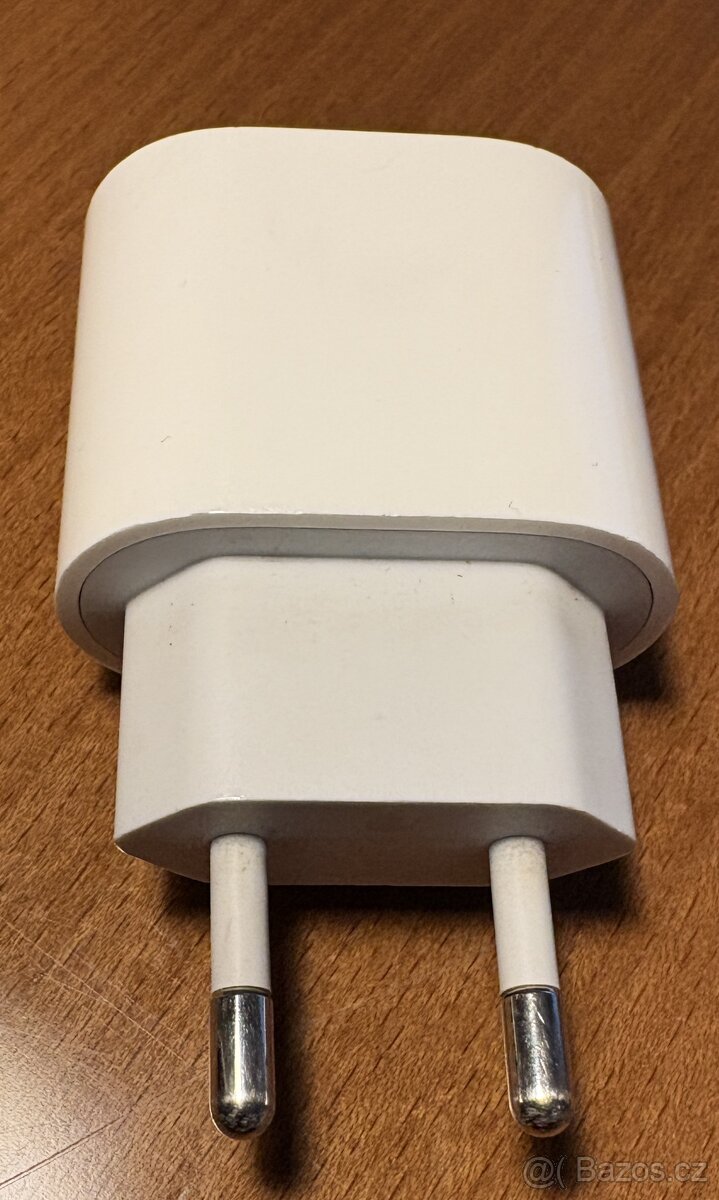 Apple iPhone nabíjecí adaptér