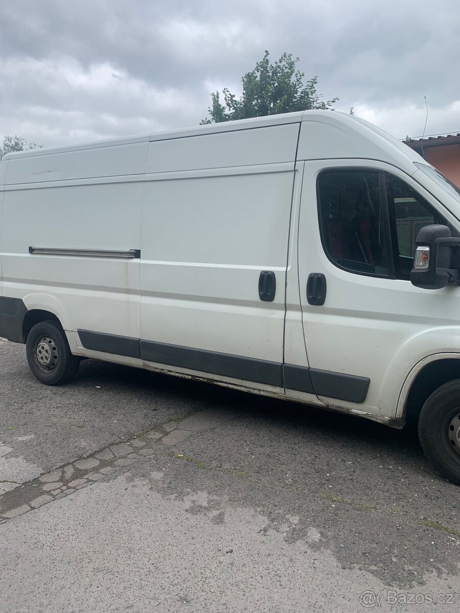 Prodám soubor náhradních dílů Fiat Ducato