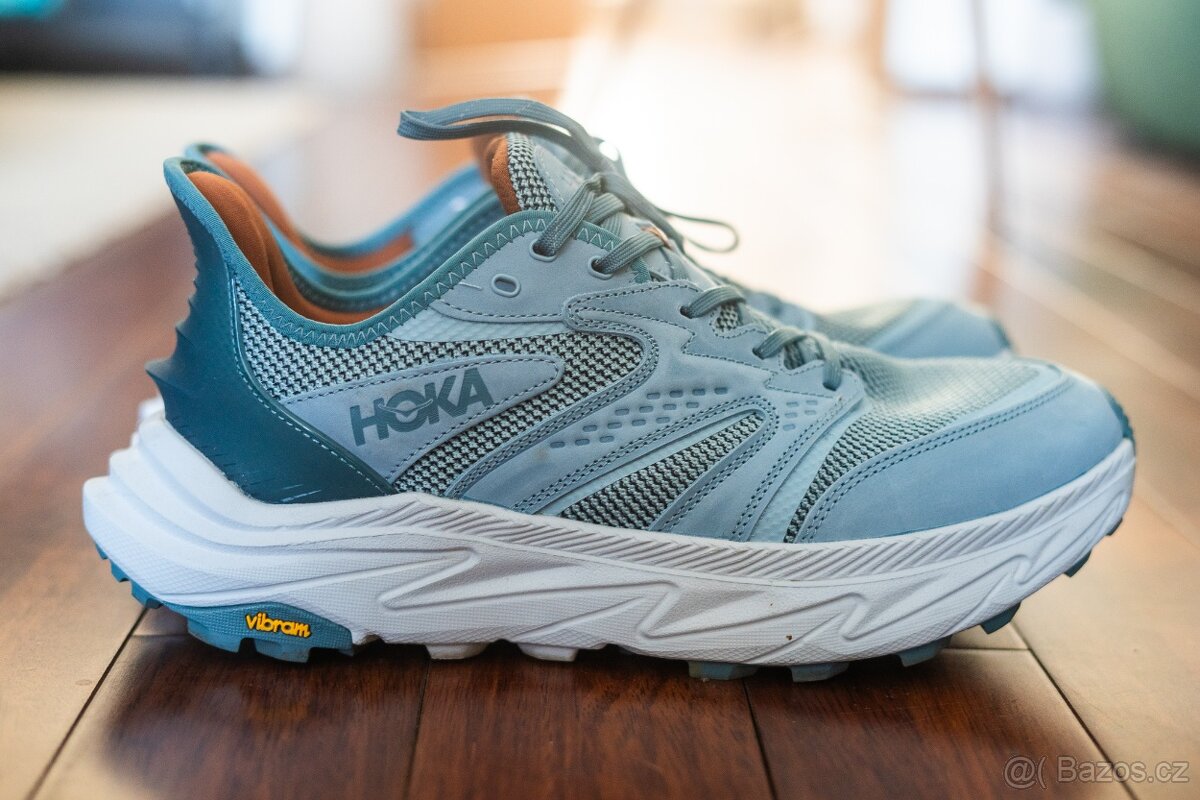 HOKA Anacapa 2 Freedom