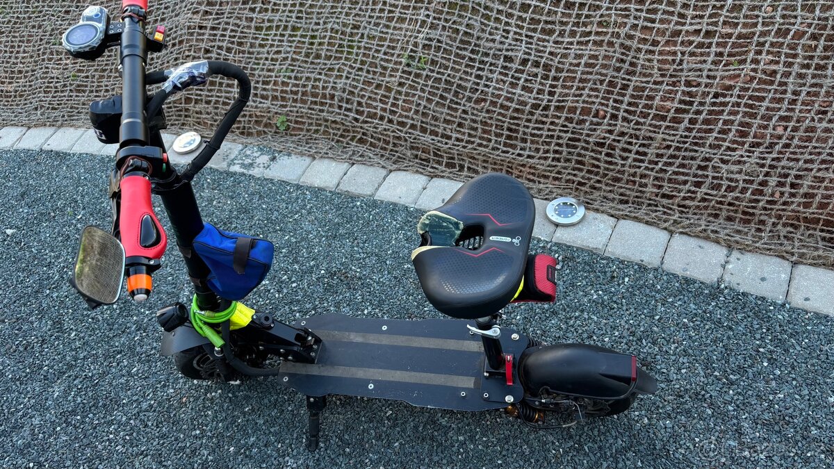 Elektro koloběžka Laotie 18lite a Ecowheel er 32 2x800 w