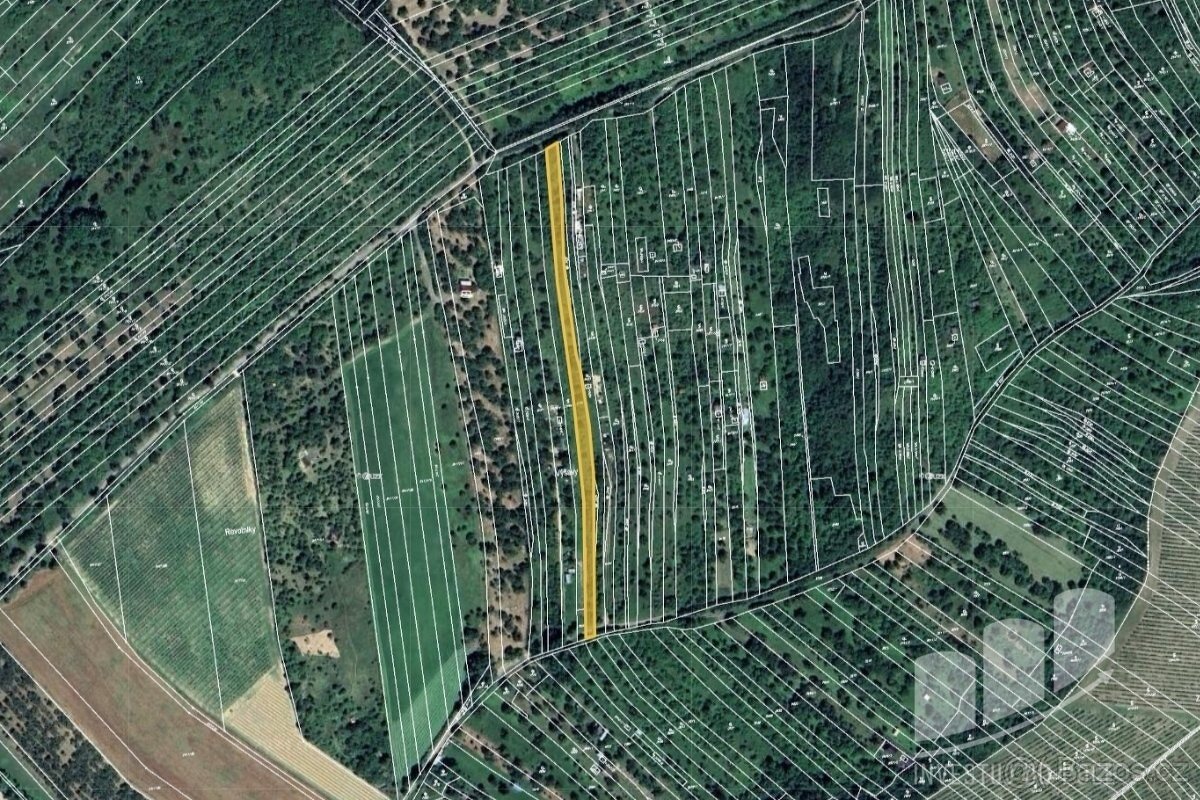 Prodej pole 2 546 m², Židlochovice, ev.č. 2024-10-08-5
