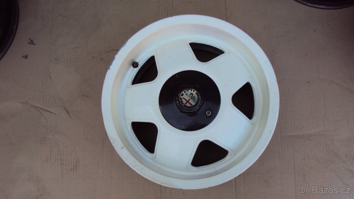 Alu 4x98 7Jx15 ET25 límce