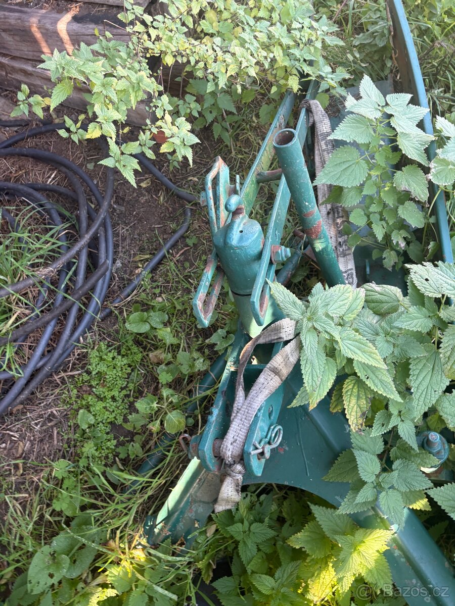 Přední čast ze sekačky ztr 165 3 bod