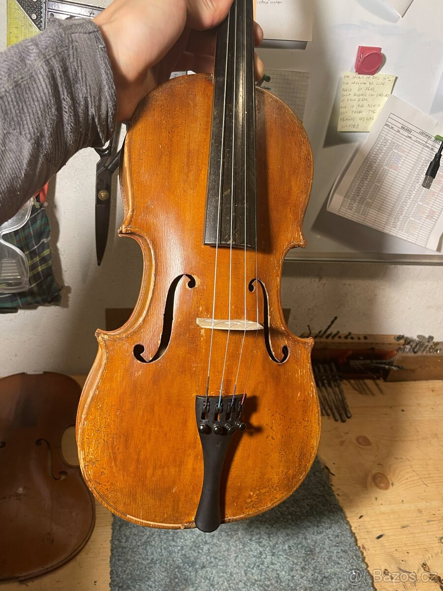 4/4 Celé Housle Staré PO SERVISU