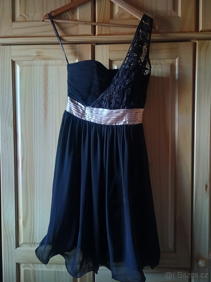 Krásné šaty přes rameno Little Mistress 36-40