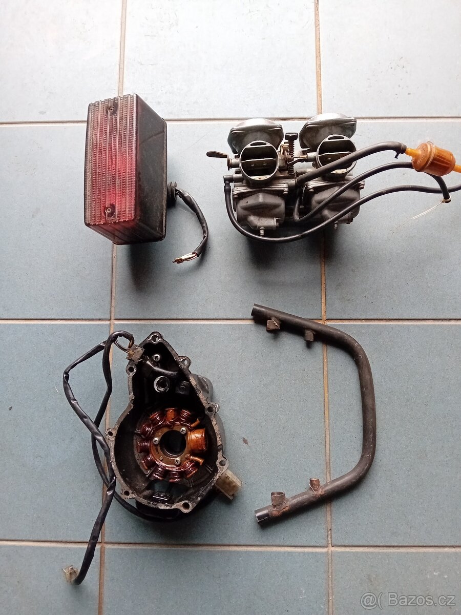 Kawasaki GPZ 305 belt drive díly