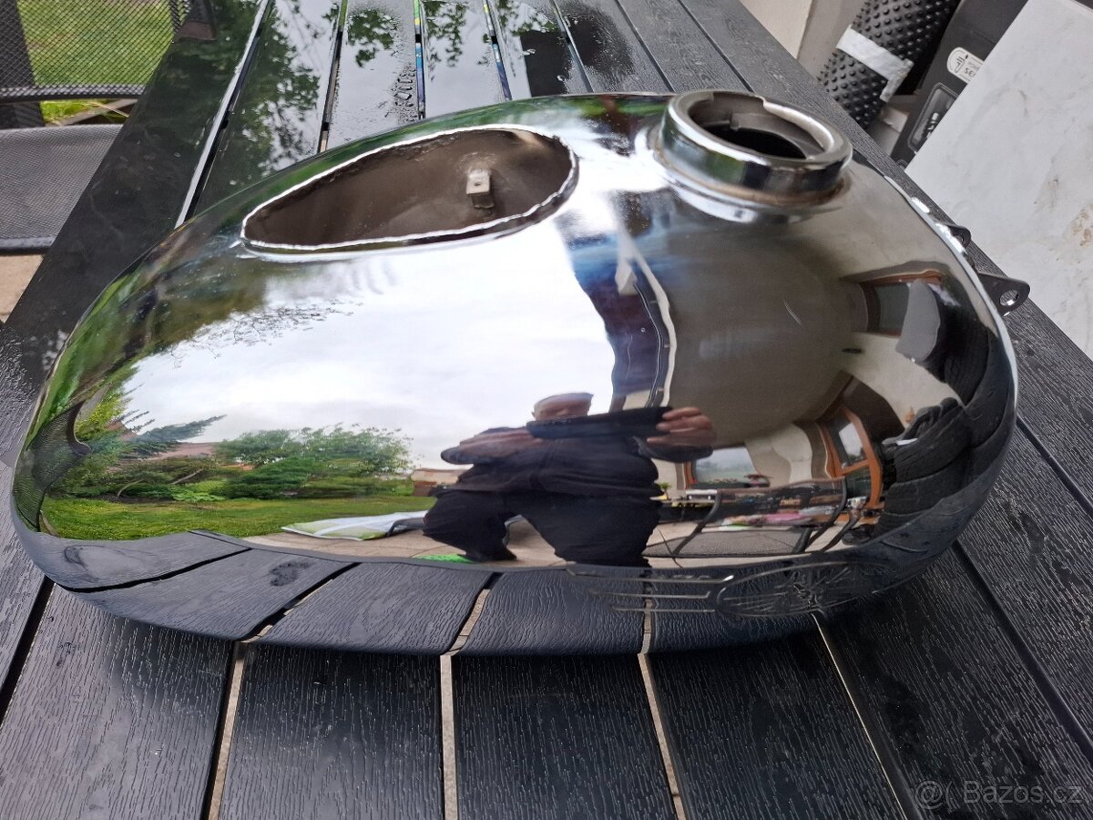 Nádrž Jawa 353 354