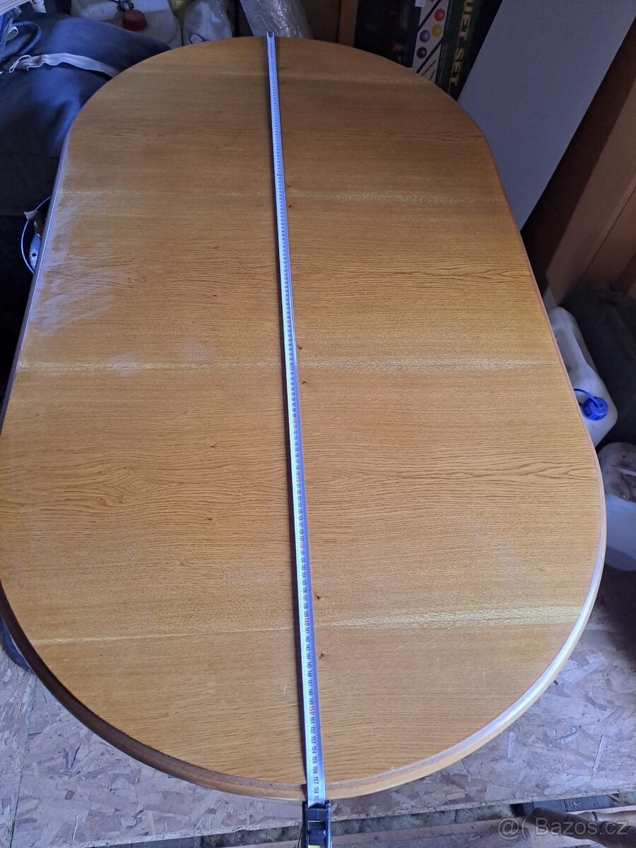 Stůl a židle z masivu
