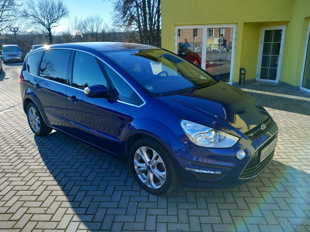 Ford S-MAX 1.6i ECO BOOST TITANIUM 1.MAJITEL 2x KOLA