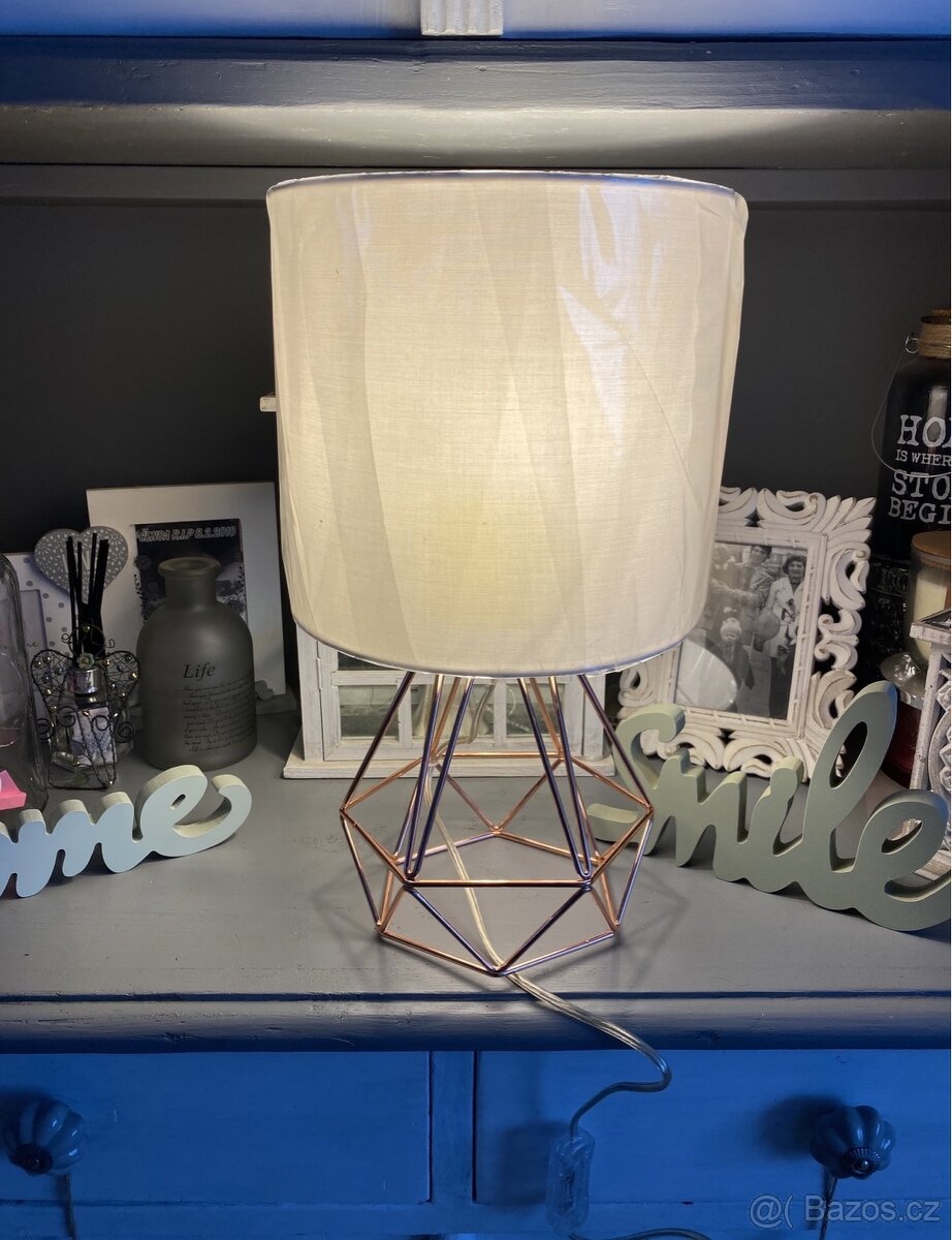 Luxus stolní lampička