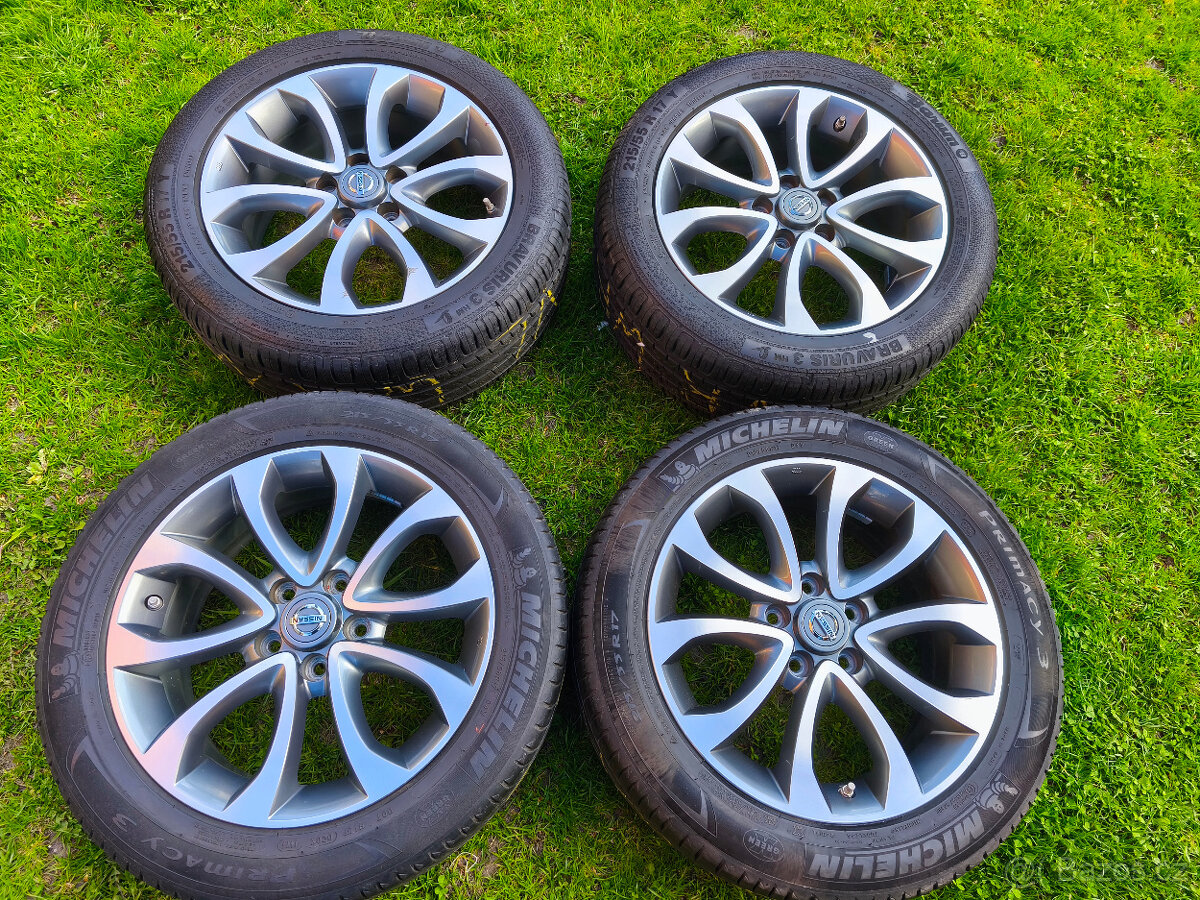 Letní sada Nissan Juke Qashqai r17 5x114,3 215/55/17