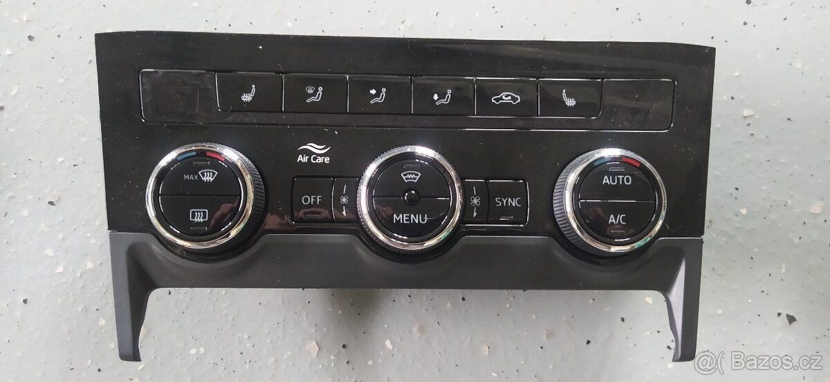 Škoda KAROQ Climatronic