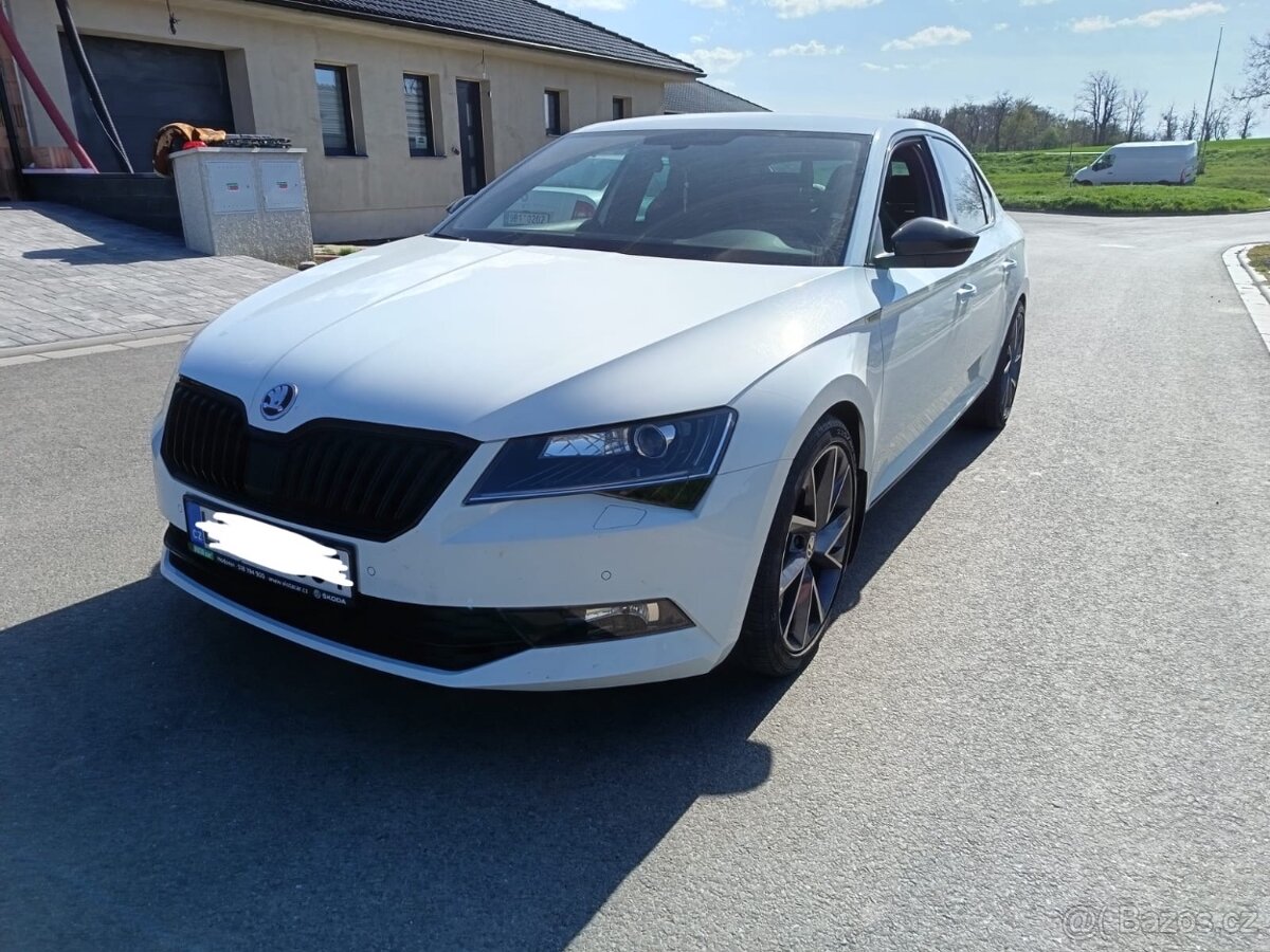 Škoda Superb 1.8 TSI Sportline