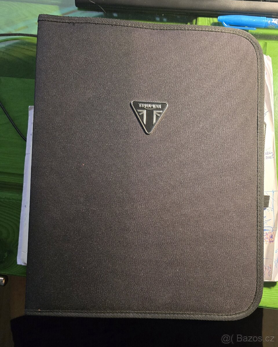 KOUPÍM originál desky na dokumenty - TRIUMPH