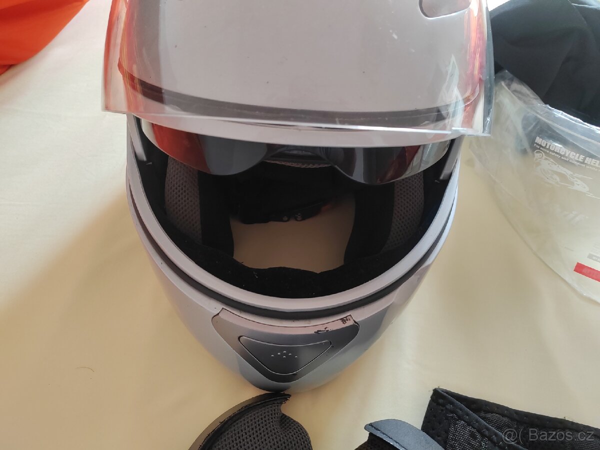 Motohelma M Crivit