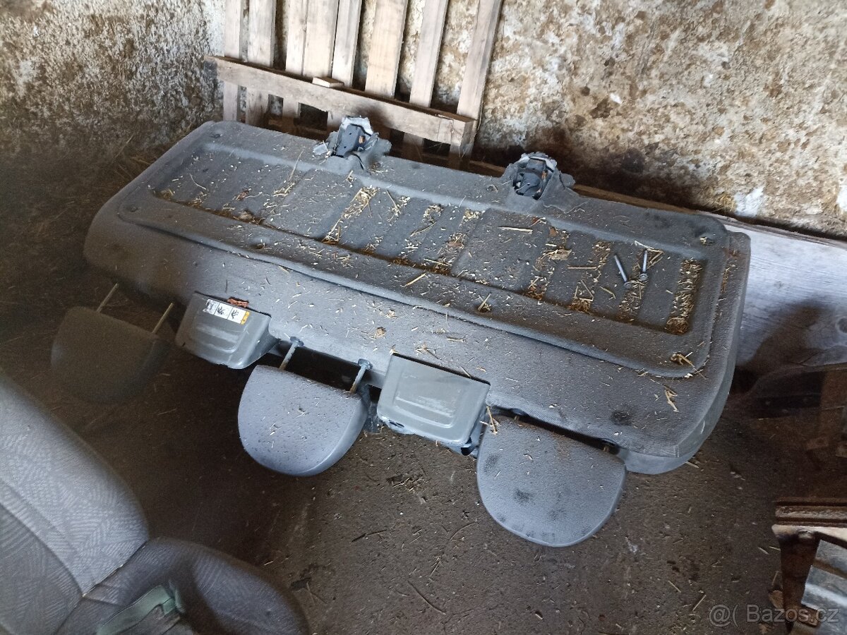 Sedačky Ford Transit