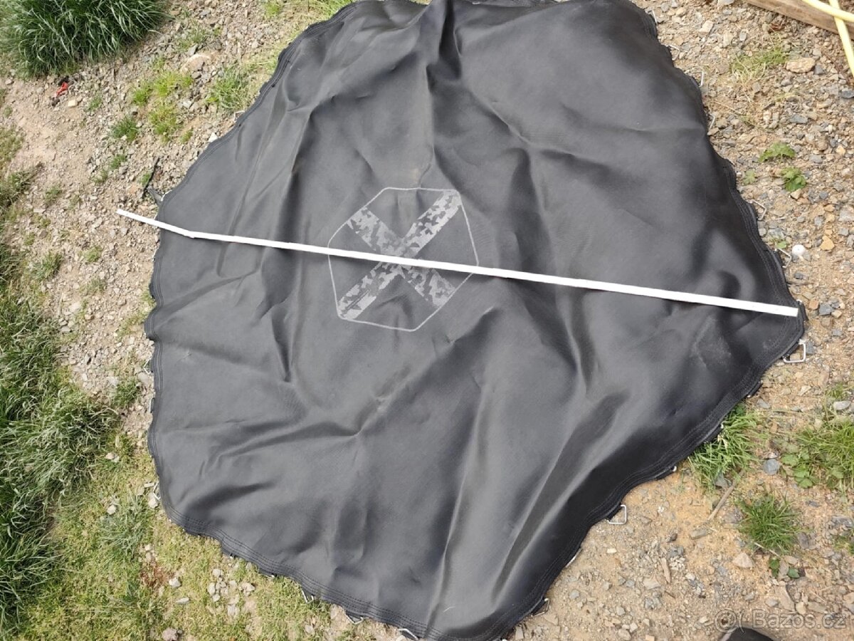 Skákací plátno na trampolínu