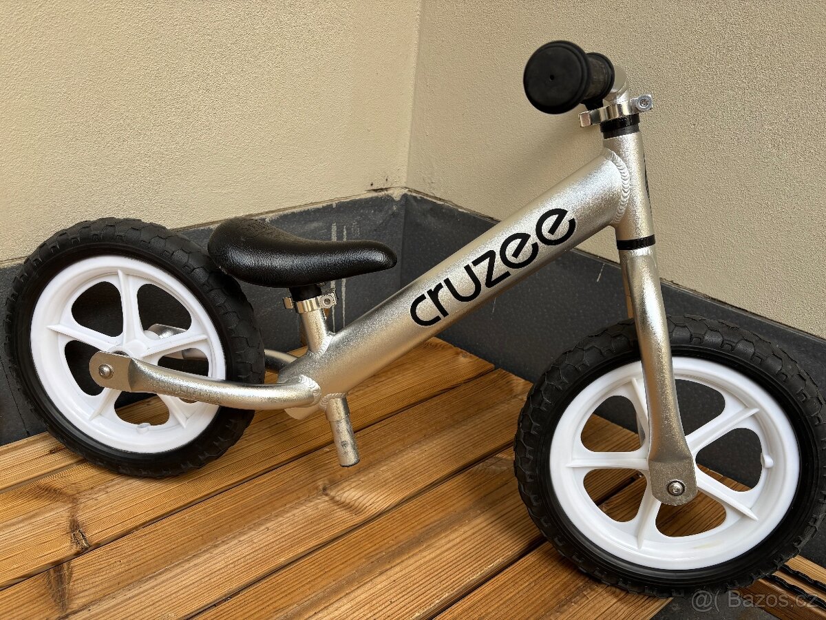 Odrážedlo CRUZEE