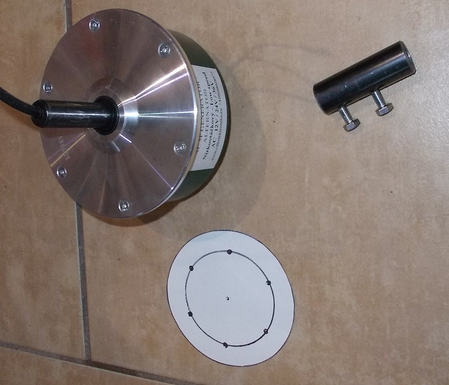 Pomaluběžný generátor 12V - 36V 10A