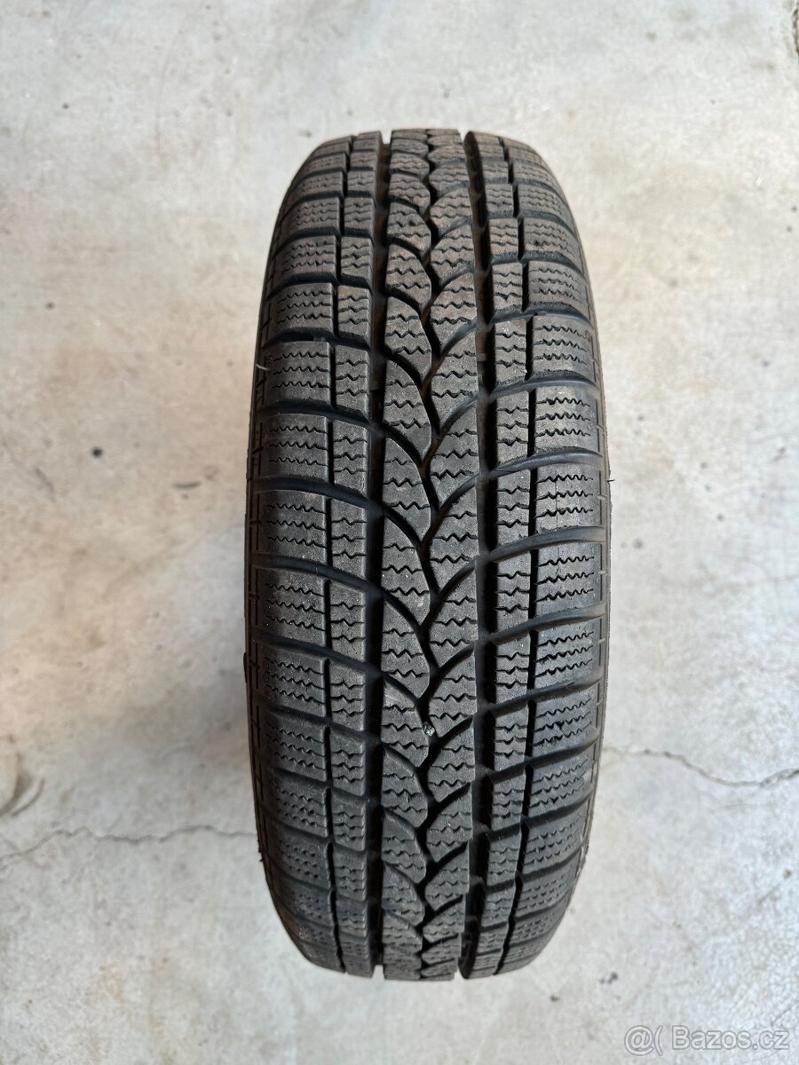 1ks Zimní pneu Kormoran SnowPro B4 165/65 R14