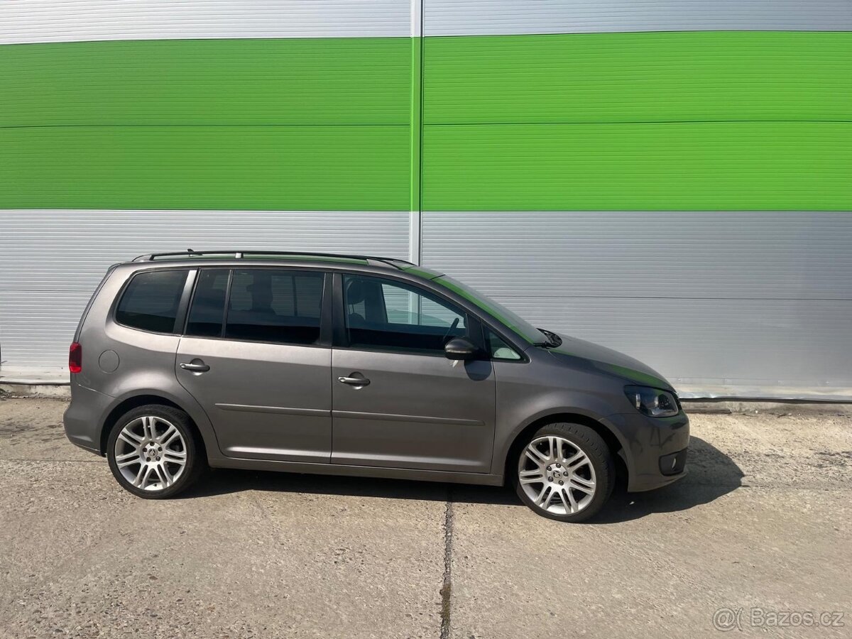 VW Touran 1.6 TDi 77kw manuál