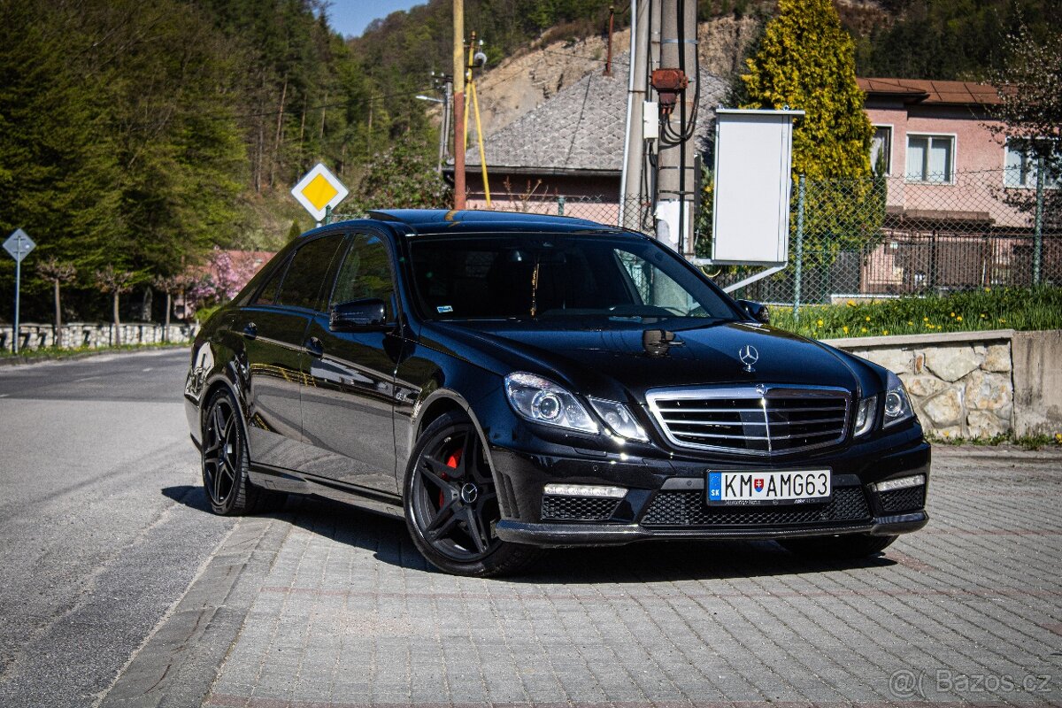 Mercedes E 63 AMG Performance, Krásny stav, Pano, Distronic