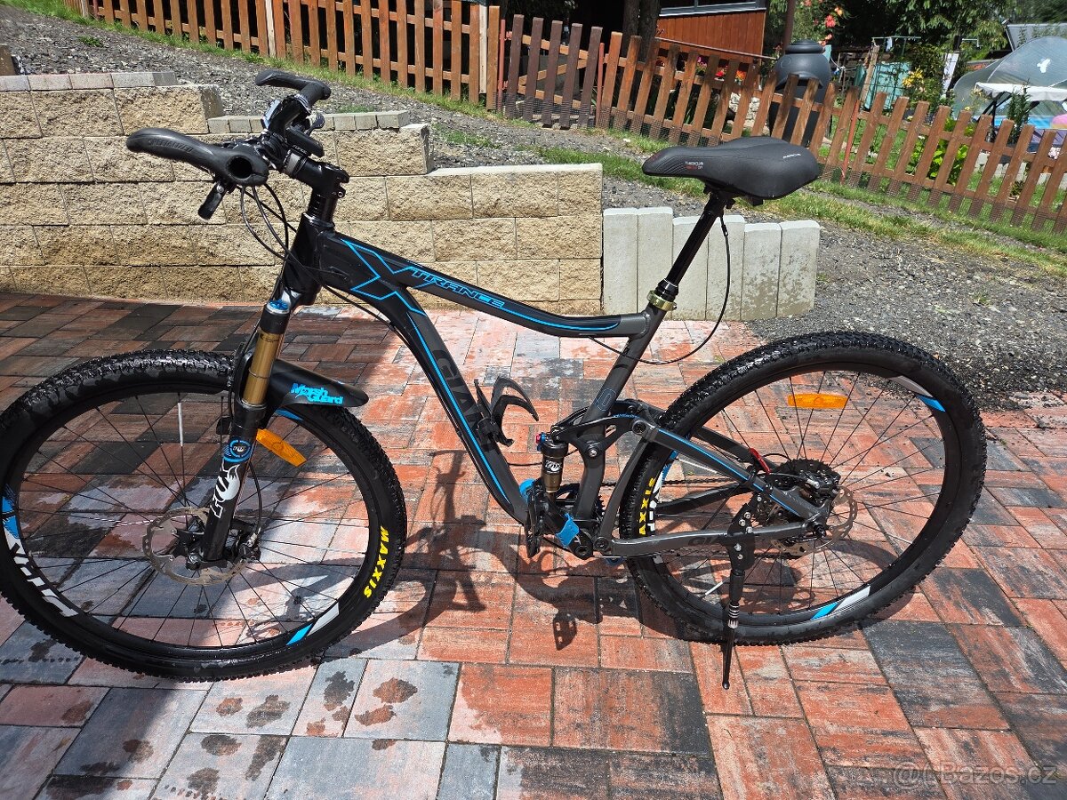 Horské kolo Giant 29