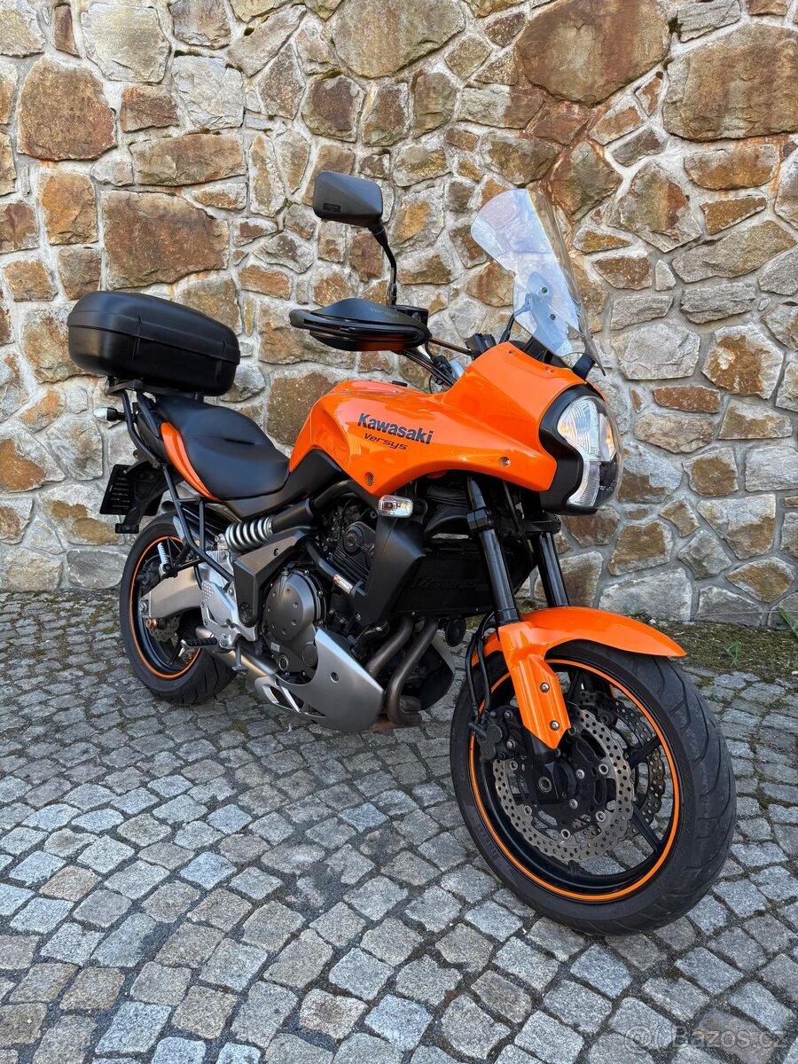 Kawasaki Versys 650 , rok 2009 servis + navigace