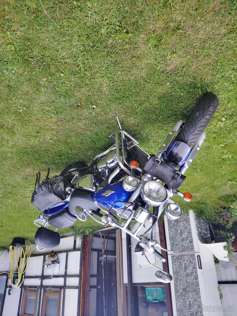 Suzuki 800 Maurauder