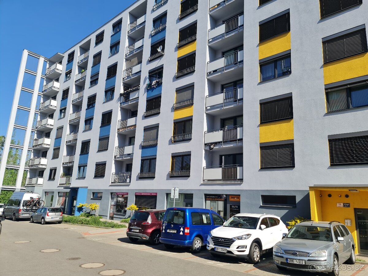 Prodej parkovacího stání Brno Turgeněvova 3 místa