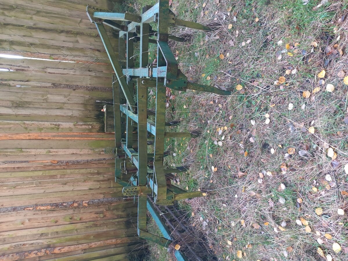 Prodám radličkový kypřič 3 m