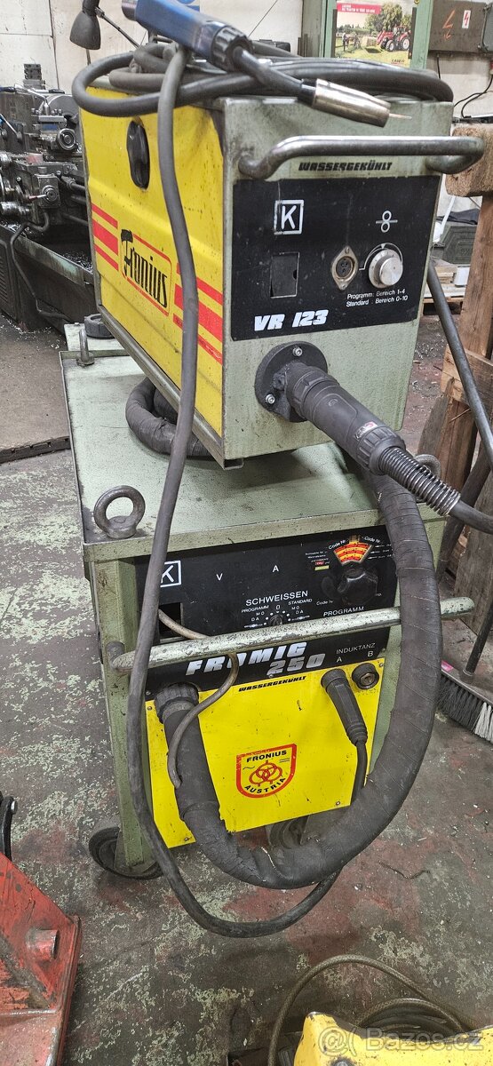 FRONIUS FRO Mig 250 (CO2)