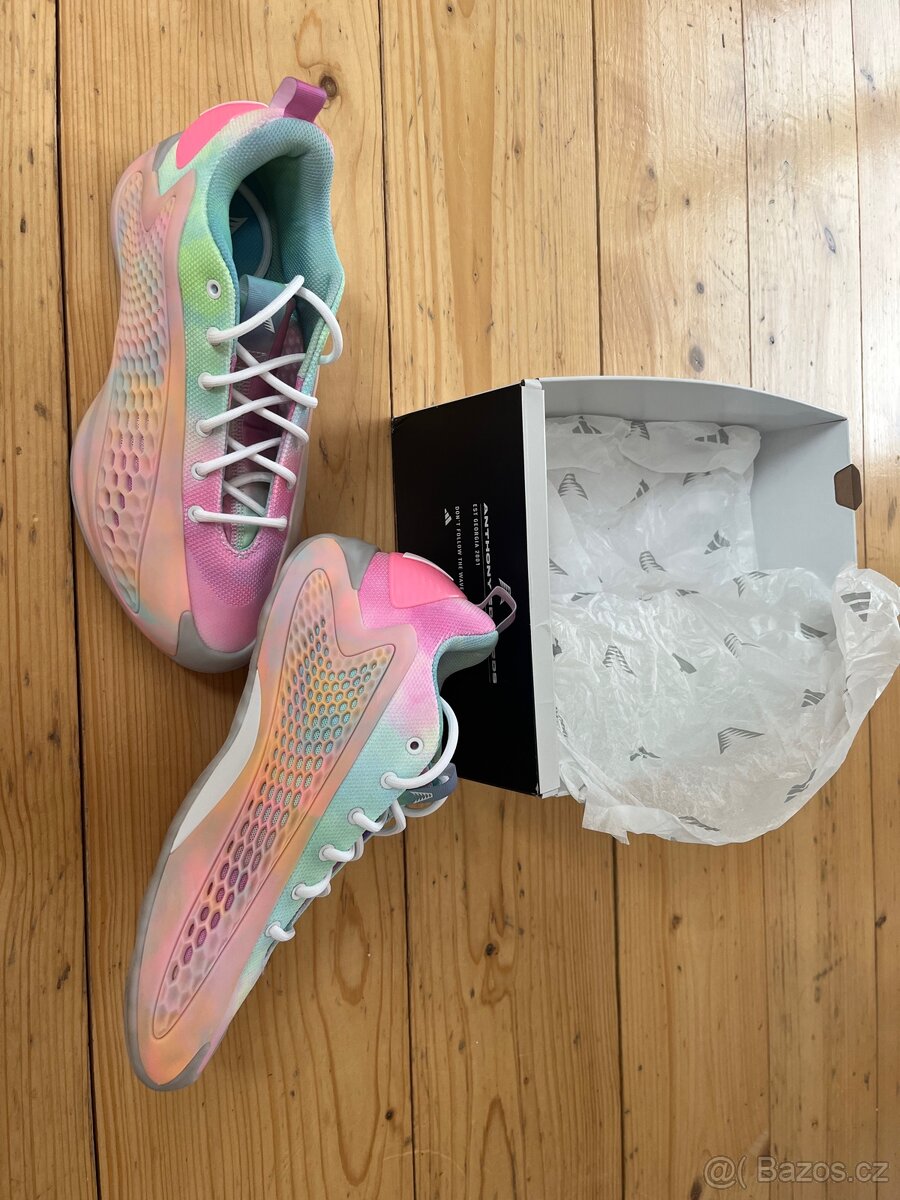 Basketbalové boty Adidas A.E. 1 low